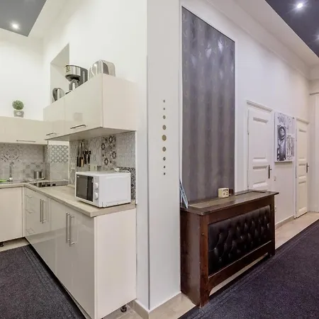 O Street 3 Bedroom Stylish 布达佩斯