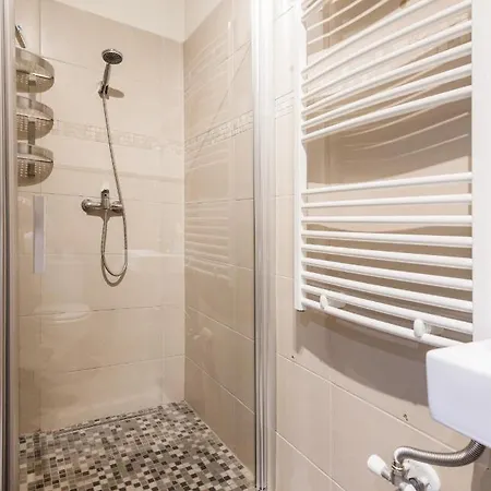 Apartamento O Street 3 Bedroom Stylish Budapest